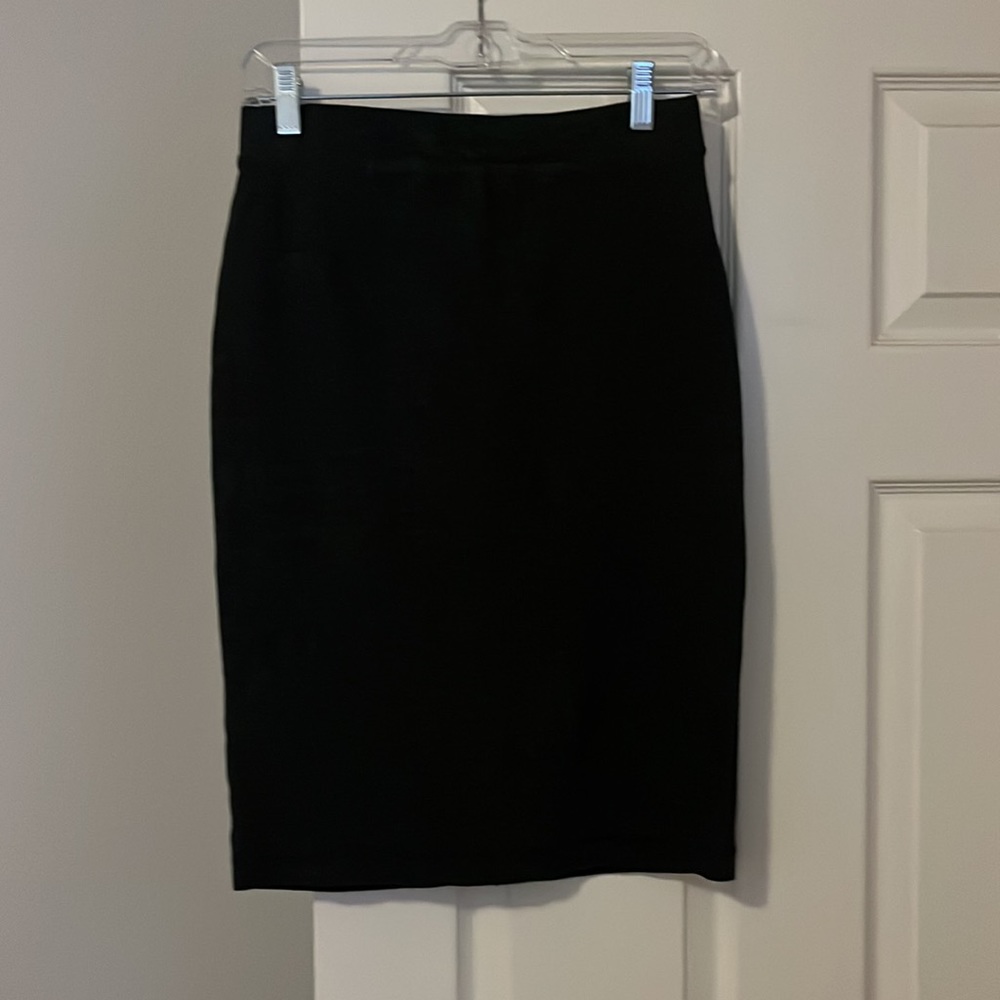 Pencil career elastic skirt